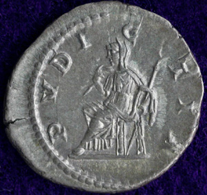 Denarius of Julia Maesa, Pudicita reverse